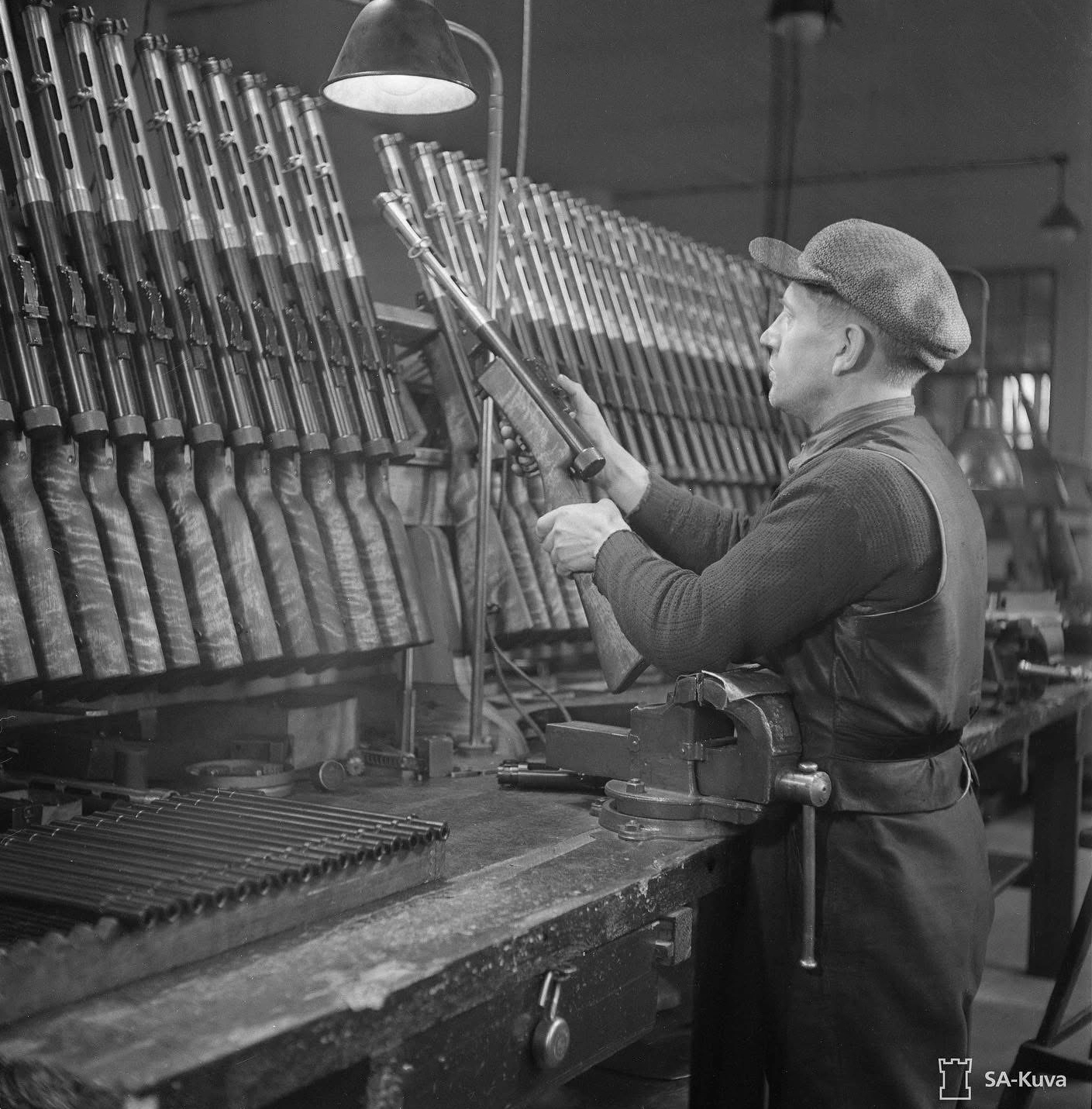 Suomi-konepistooli m/31